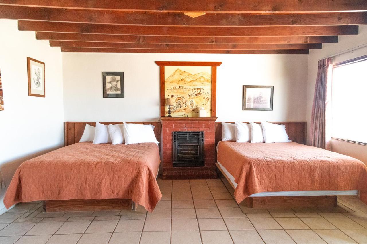 Sagebrush Inn Tombstone Room photo